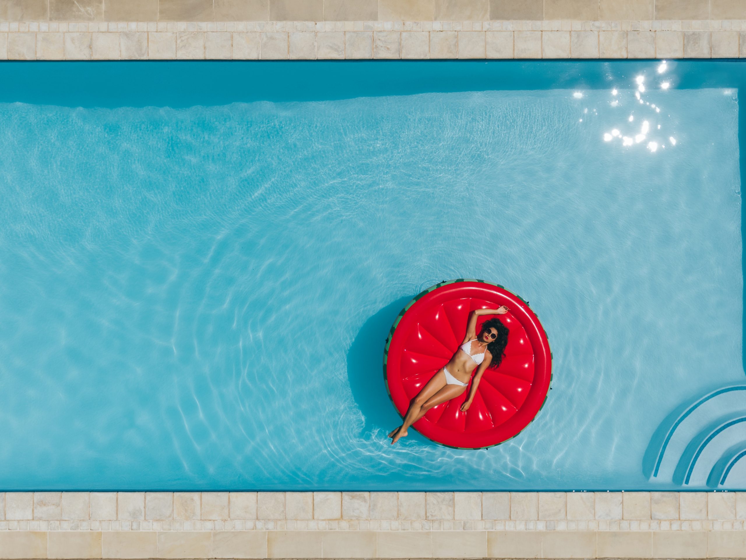 le spécialiste de l'entretien de piscine sud corse.
