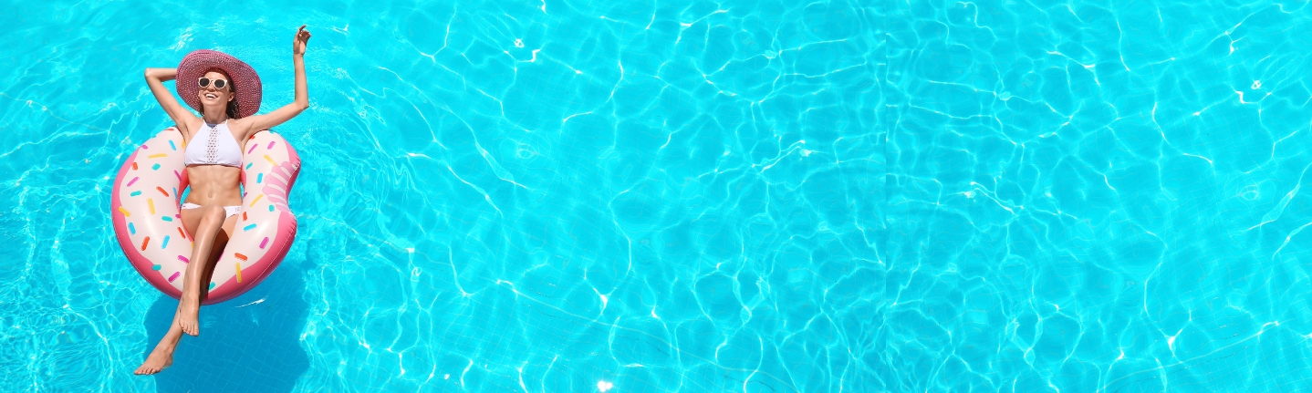 Piscines privées et hôtels de luxe. Propreté et performance garanties.